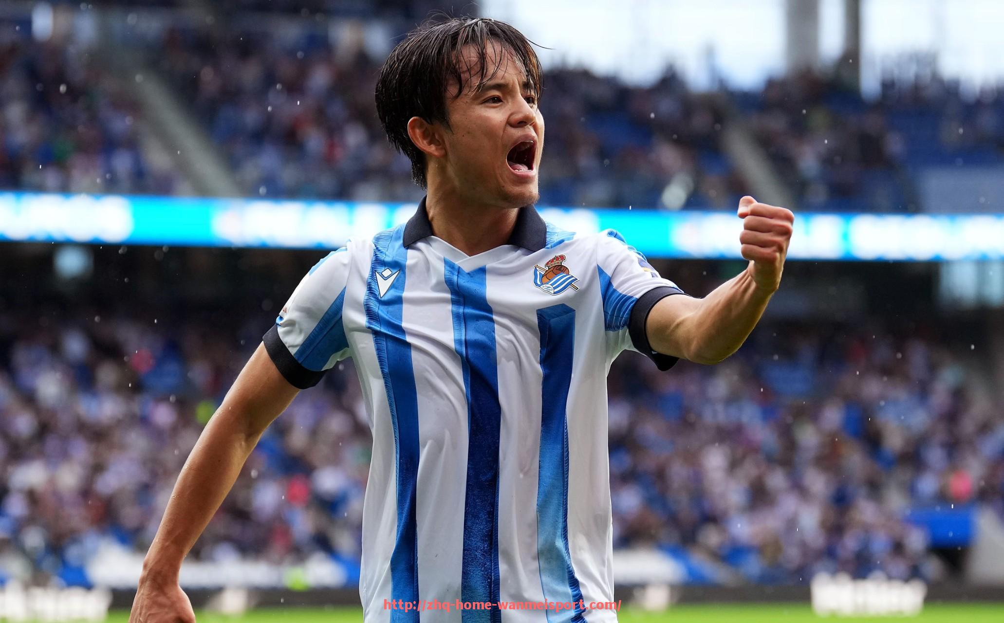 完美体育官方网站-世俱杯比赛精彩瞬间回顾与关键画面分析